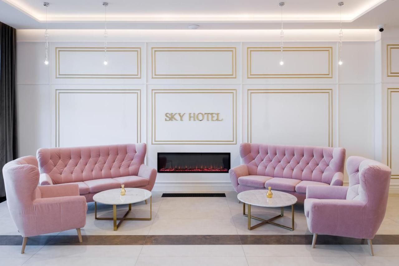 Sky Hotel Kraków Cracóvia Exterior foto