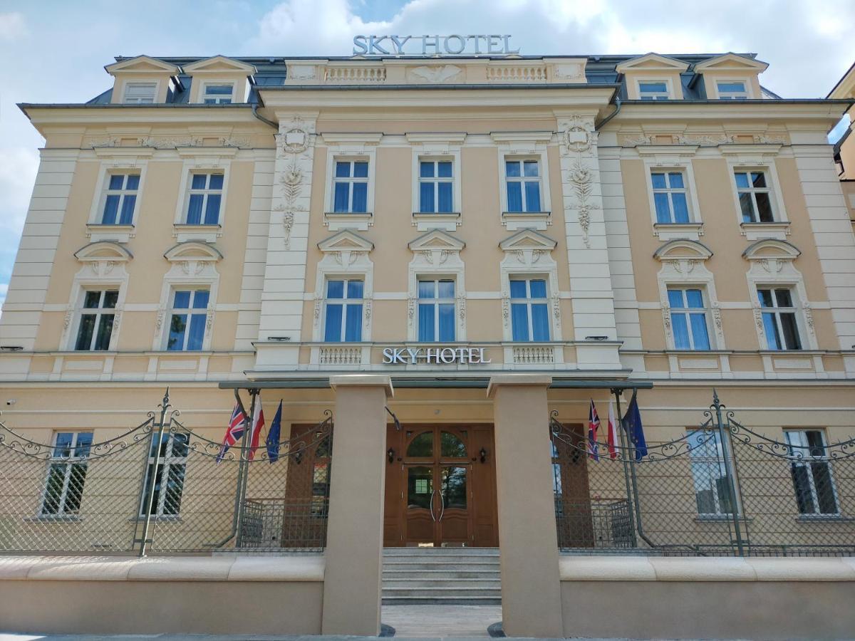 Sky Hotel Kraków Cracóvia Exterior foto
