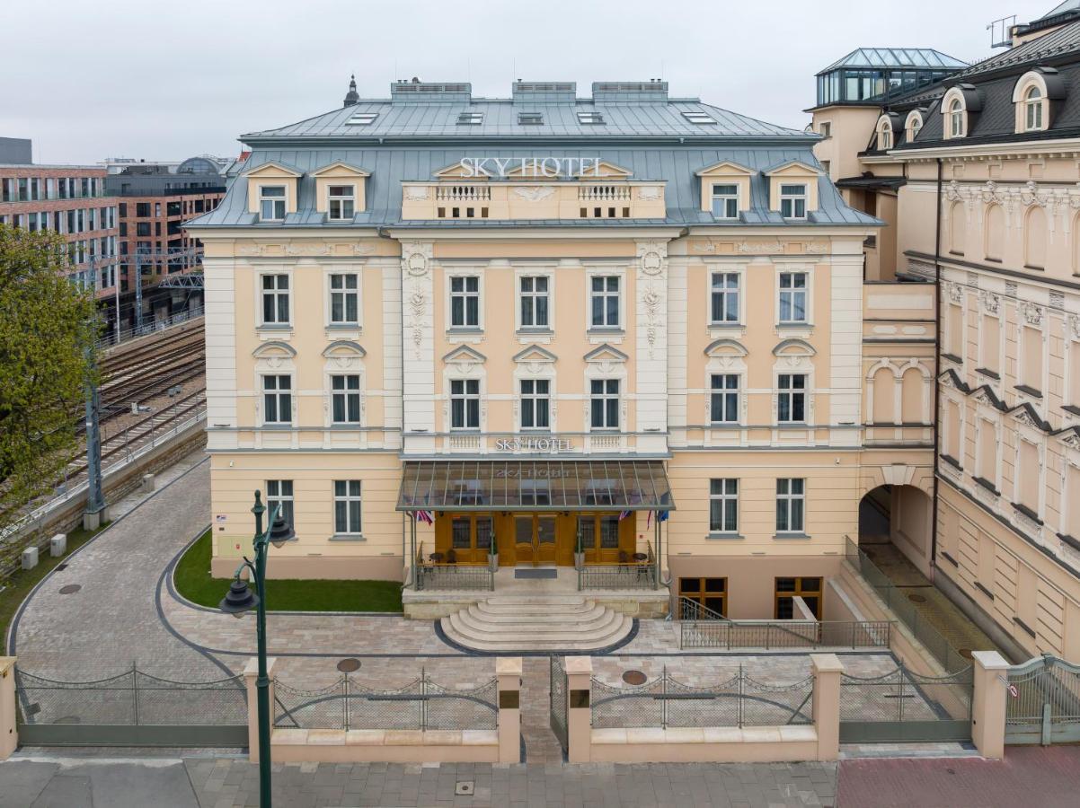 Sky Hotel Kraków Cracóvia Exterior foto