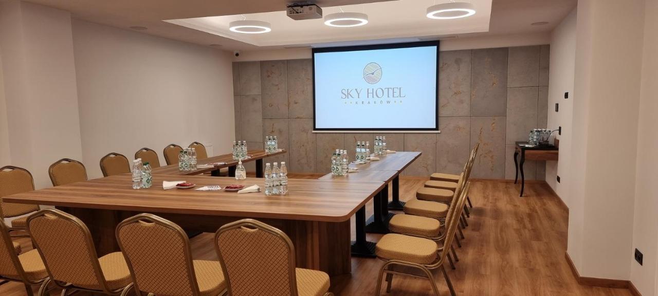 Sky Hotel Kraków Cracóvia Exterior foto