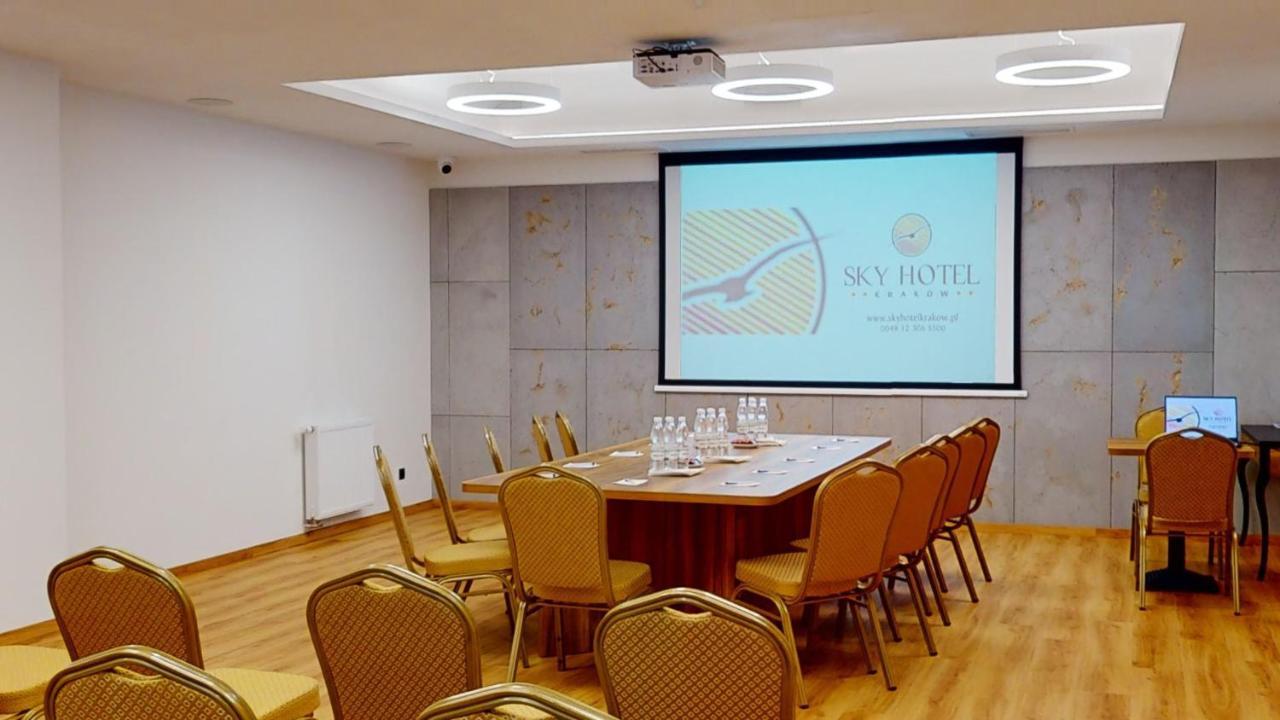 Sky Hotel Kraków Cracóvia Exterior foto